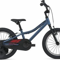 Giant Animator F/W 16