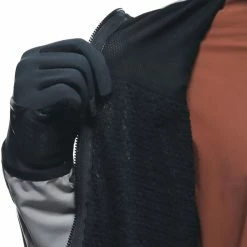 Dainese HGC Hybrid - MTB Jacket Windproof Cycling Jacket | Bike-Discount -Bikes Shop Dainese hgc hybrid 203740524 009 MTBJacke 6 1280x1280