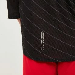 Oakley Seeker '75 LS Jersey - Longsleeve Jersey Jersey Long Sleeve | Bike-Discount -Bikes Shop Oakley seeker 75 LS Jersey Langarm Trikot FOA404422 02E 5 1280x1280